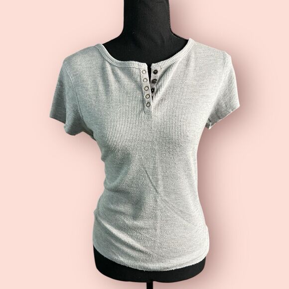 Vtg Y2K Top Ribbed Henley Short Sleeve Bella Swan Baby T Fairy Grunge Large Gray - Picture 1 of 4